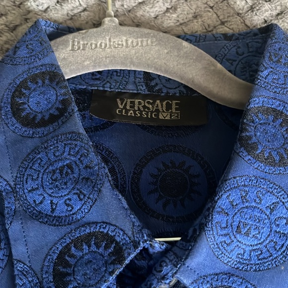 shirt - Picture 3 of 6